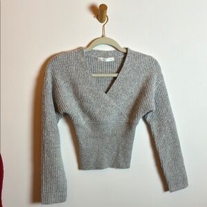 OAK + FORT Gray V-Neck Cropped Sweater